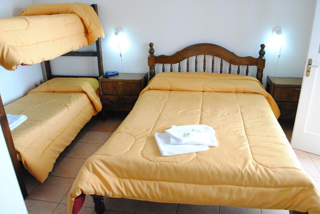 Hotel Romi Colonia del Sacramento Bilik gambar